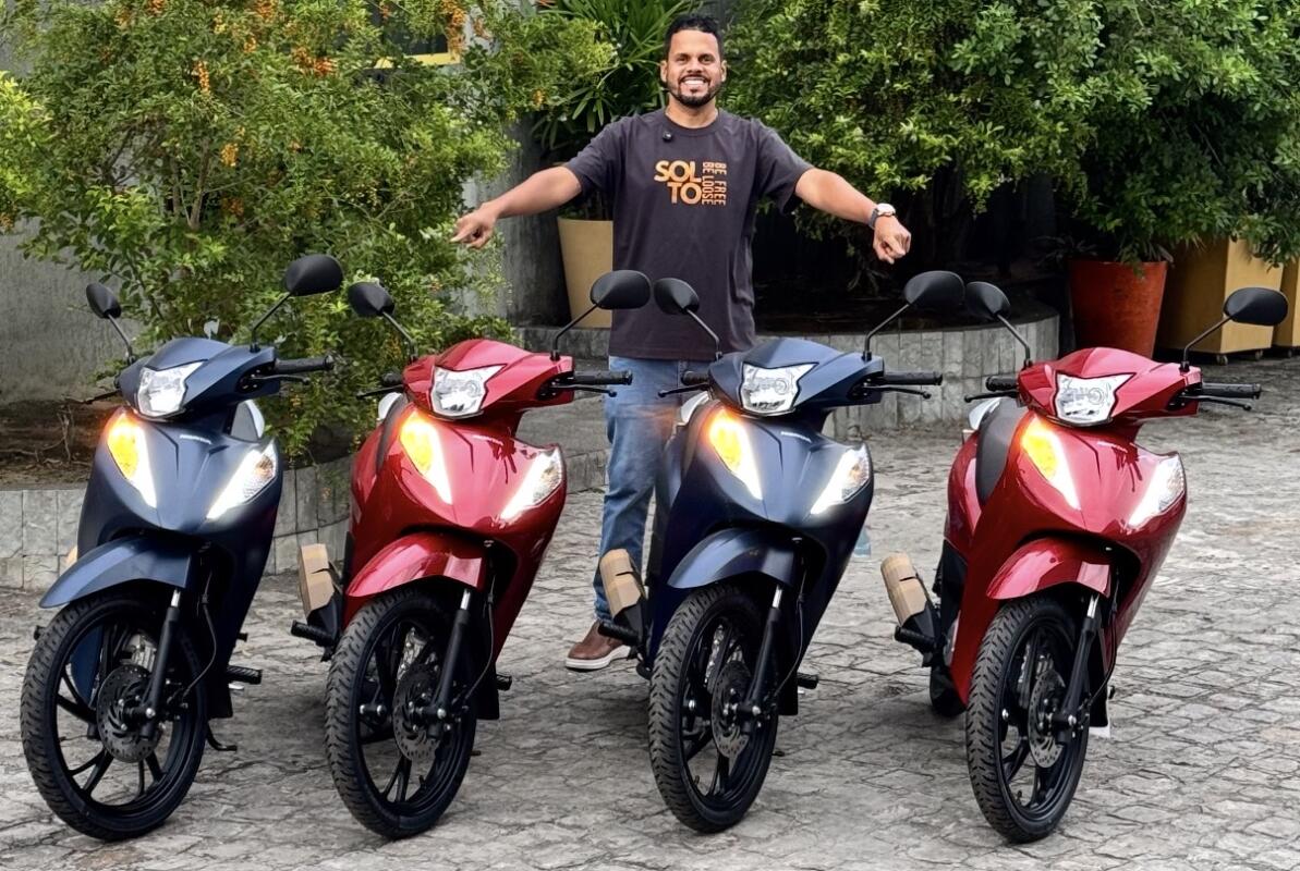 52ª EDIÇÃO – RENAULT KWID 0KM + 4 BIZ EX E 36 CELULARES NA ROLETAS PREMIADA